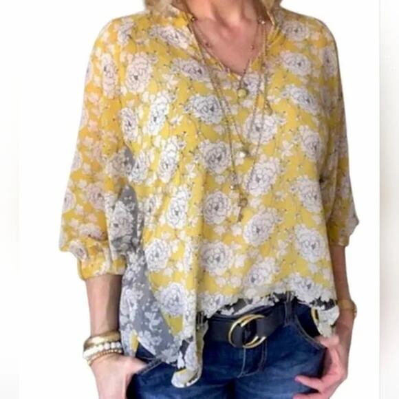 CAbi Tops - CAbi Amelia Gather‎ V Neck Hi Lo Floral Sheer Top S